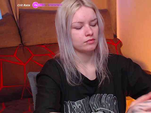 CherryNight666 webcam