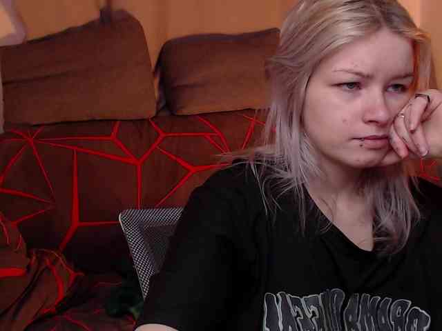 CherryNight666 webcam