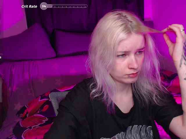 CherryNight666 webcam