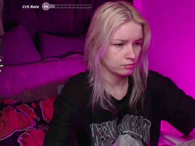 CherryNight666 webcam