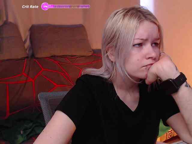 CherryNight666 webcam