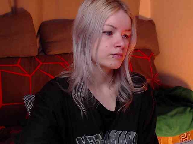 CherryNight666 webcam