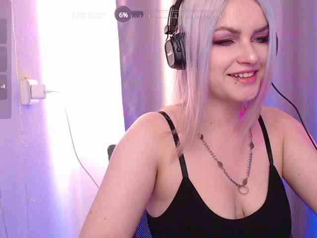 CherryNight666 webcam