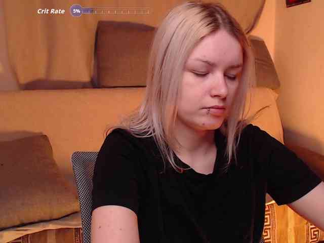 CherryNight666 webcam