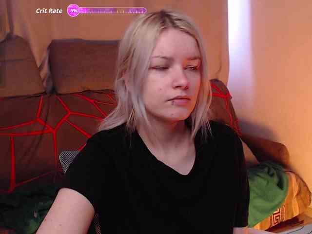 CherryNight666 webcam