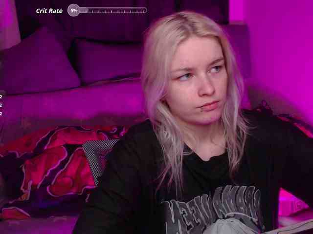 CherryNight666 webcam