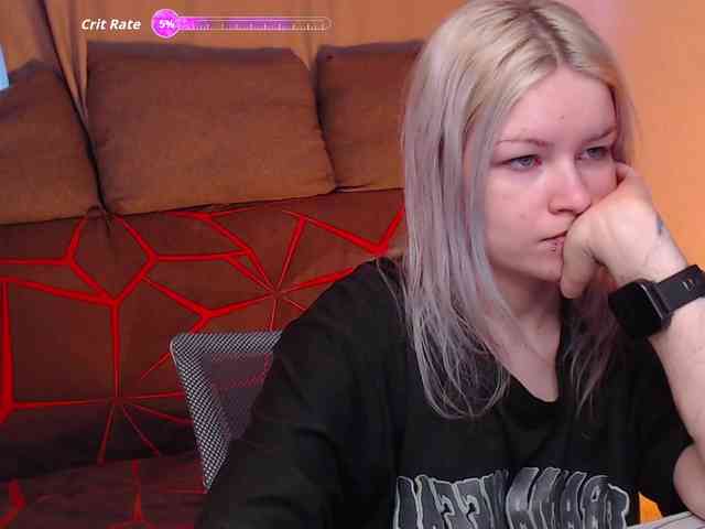 CherryNight666 webcam