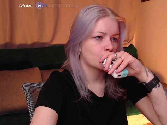 CherryNight666 webcam