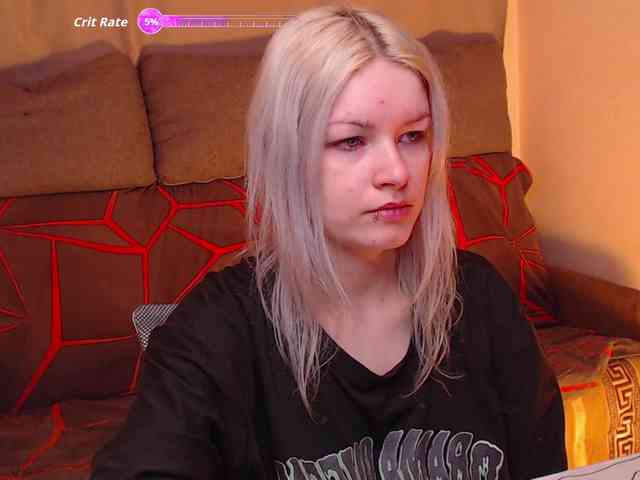 CherryNight666 webcam