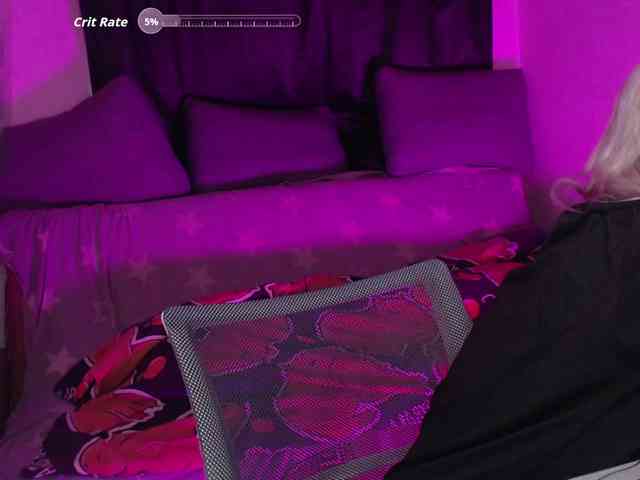 CherryNight666 webcam