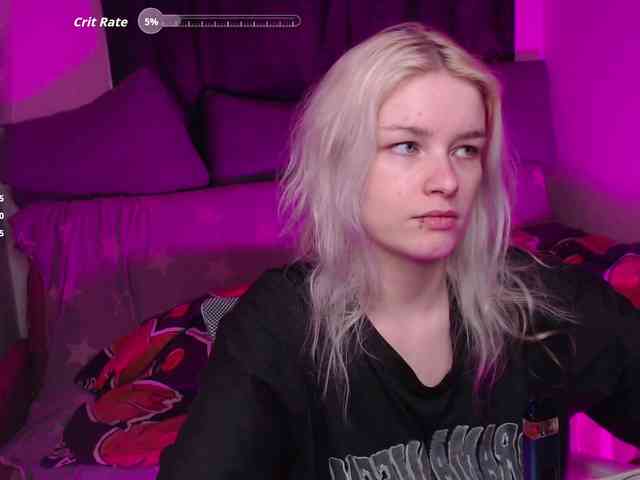 CherryNight666 webcam