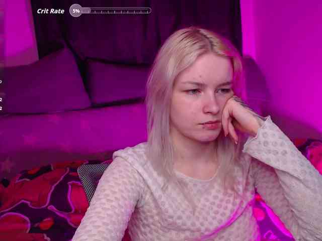 CherryNight666 webcam