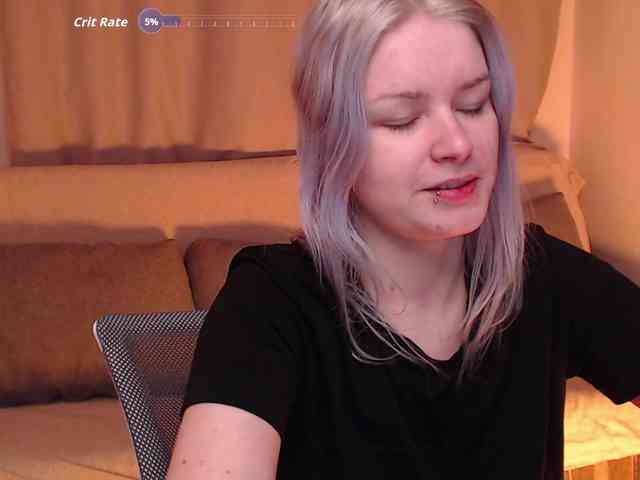 CherryNight666 webcam