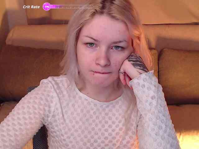 CherryNight666 webcam