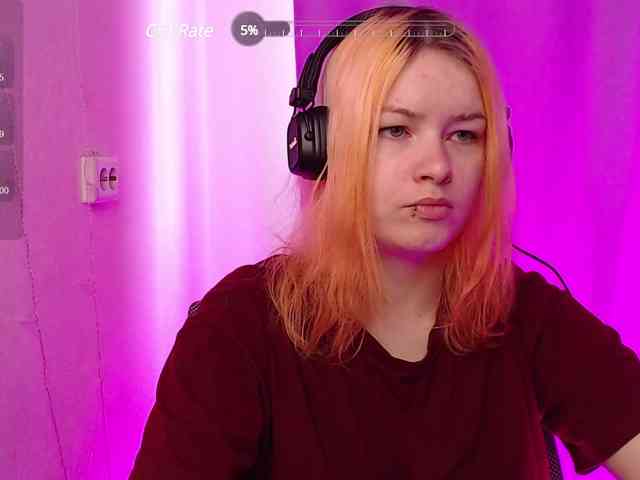 CherryNight666 webcam