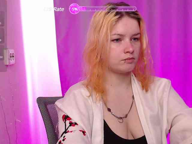 CherryNight666 webcam