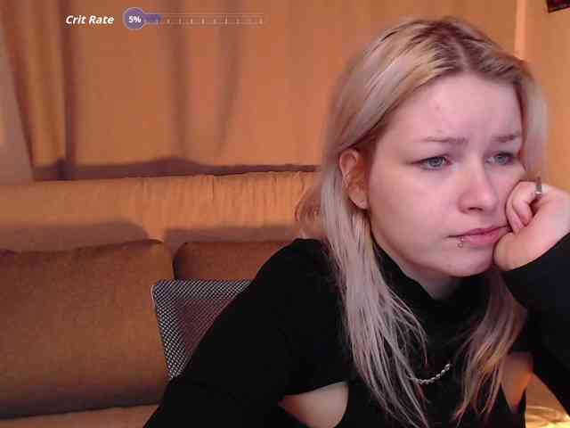 CherryNight666 webcam