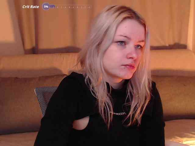 CherryNight666 webcam