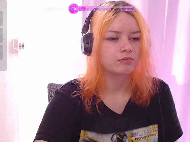 CherryNight666 webcam