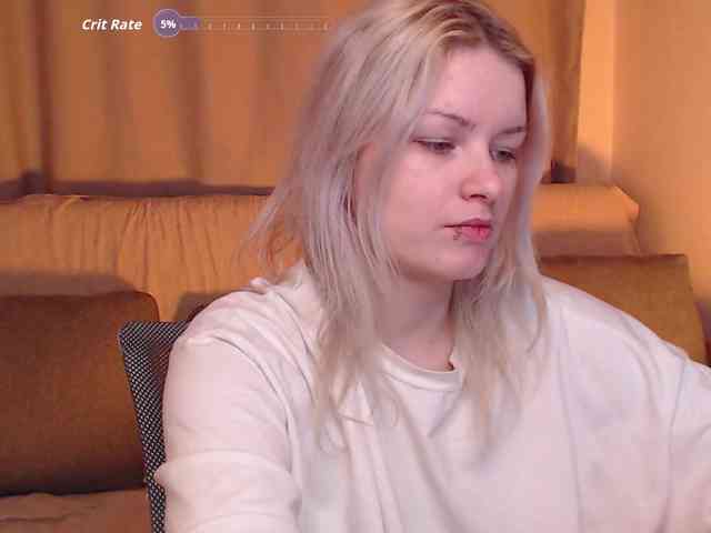 CherryNight666 webcam