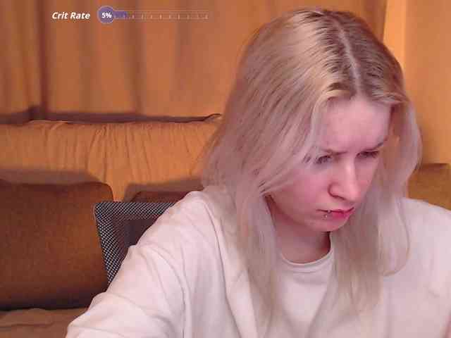 CherryNight666 webcam