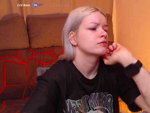 CherryNight666 webcam