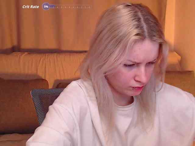 CherryNight666 webcam