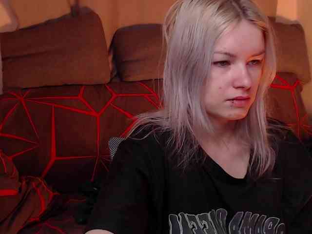 CherryNight666 webcam