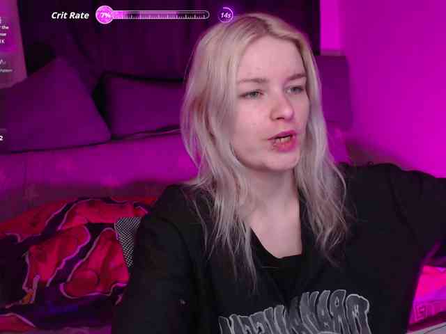 CherryNight666 webcam