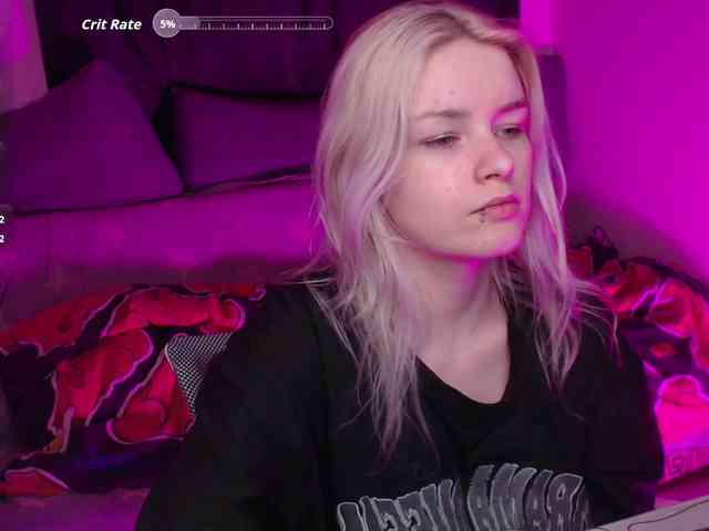 CherryNight666 webcam