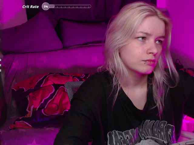 CherryNight666 webcam