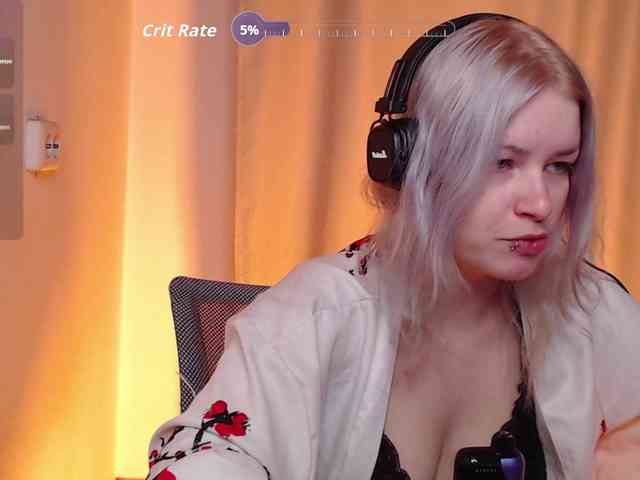CherryNight666 webcam