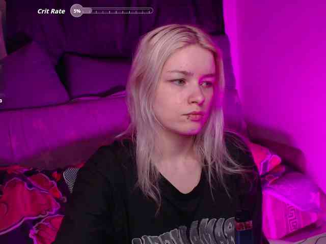 CherryNight666 webcam