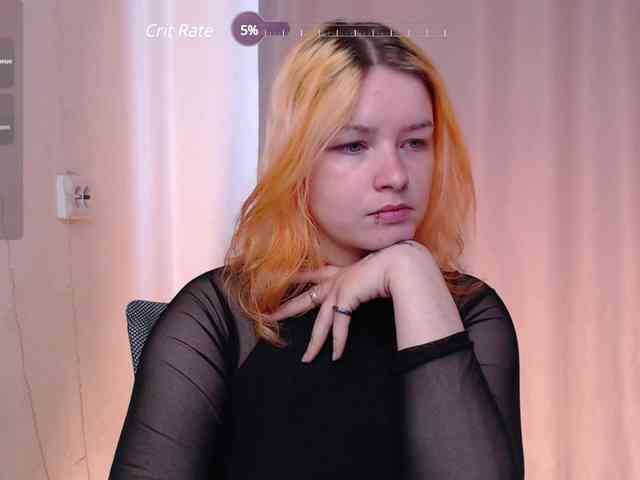 CherryNight666 webcam