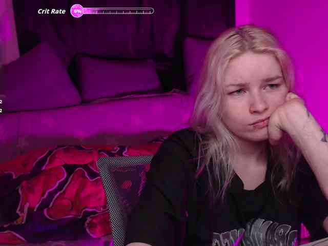 CherryNight666 webcam