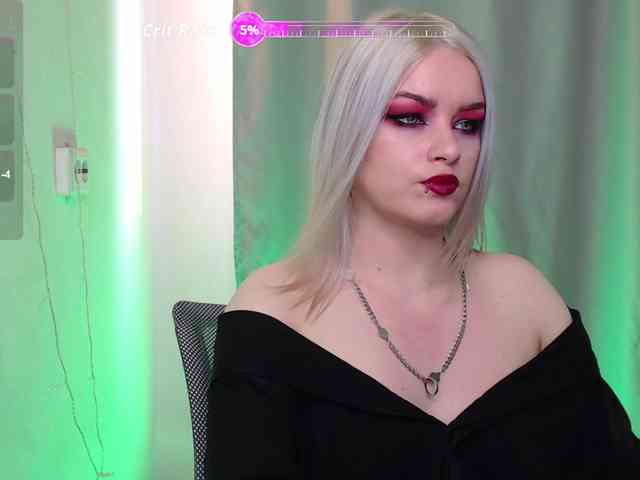 CherryNight666 webcam