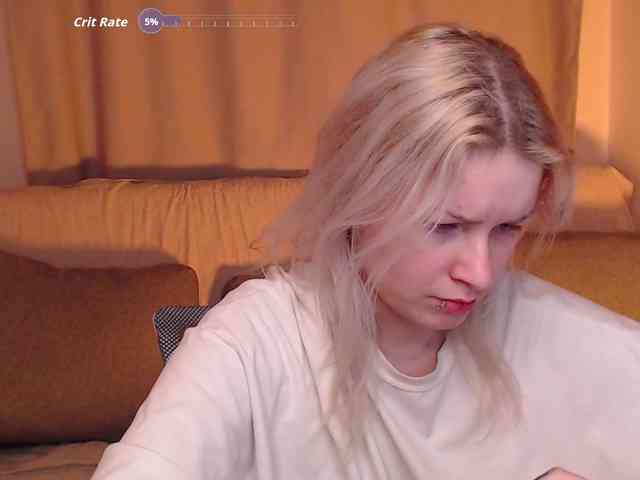 CherryNight666 webcam