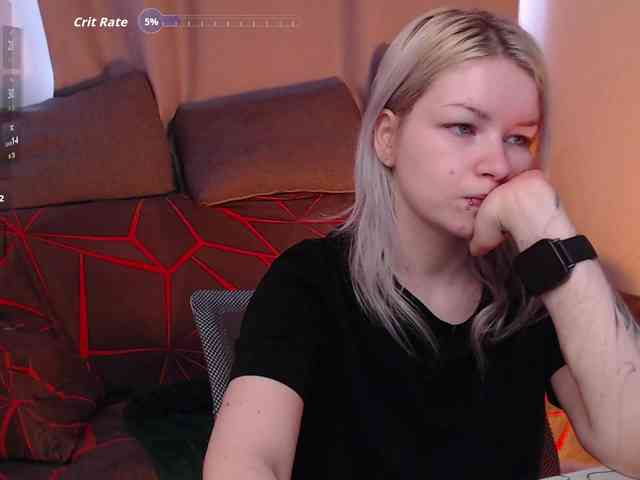 CherryNight666 webcam