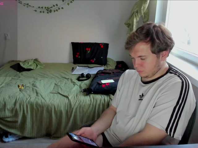 lissazmark2's BongaCams show and profile