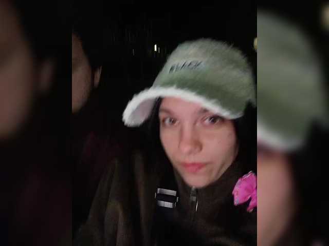 lissazmark2's BongaCams show and profile