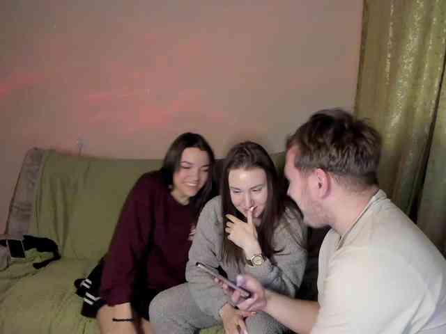 lissazmark2 Live Webcam on BongaCams