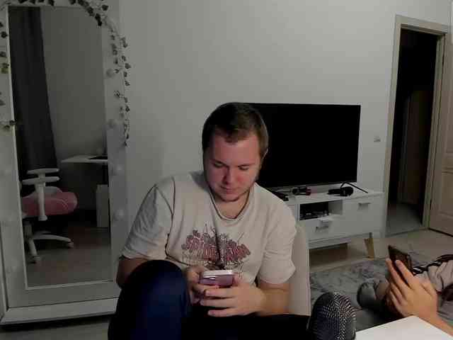 lissazmark2 Live Webcam on BongaCams