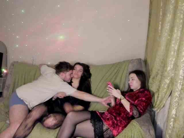 lissazmark2 Live Webcam on BongaCams