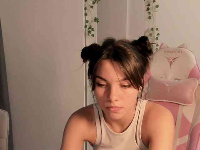 lissazmark2 Live Webcam on BongaCams