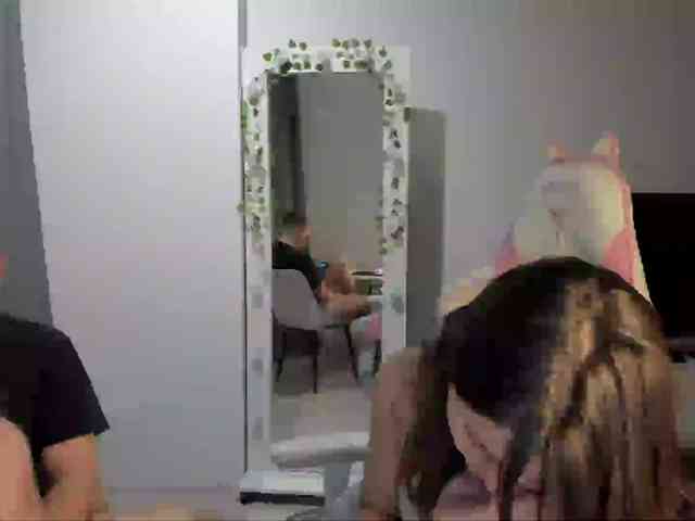 lissazmark2 Live Webcam on BongaCams