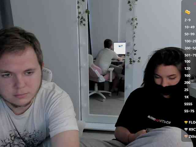lissazmark2 Live Webcam on BongaCams