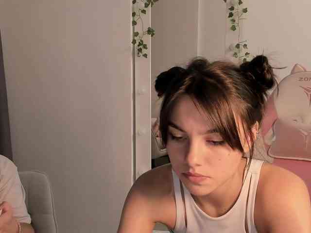 lissazmark2 Live Webcam on BongaCams