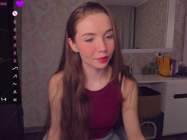 YonaBones's BongaCams show and profile