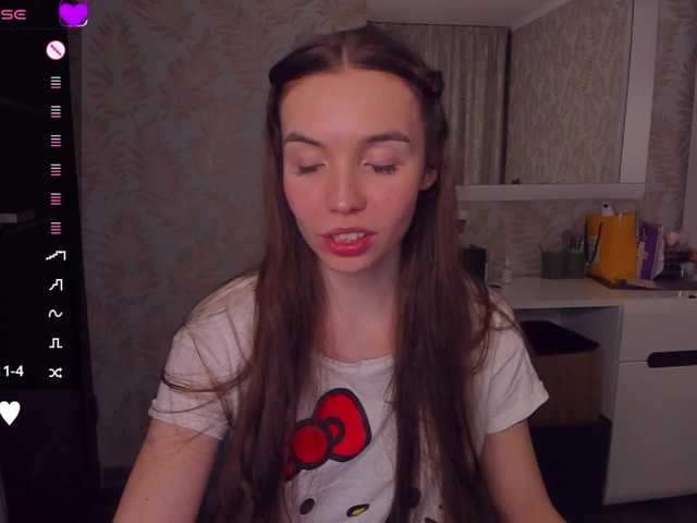 YonaBones's BongaCams show and profile