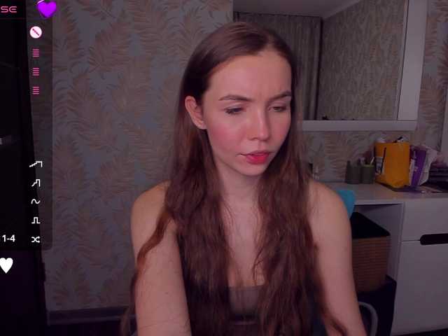 YonaBones's BongaCams show and profile